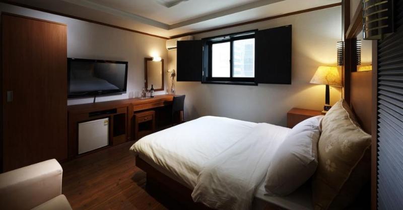 Hotel Noblesse, Yeoksam Szöul Kültér fotó